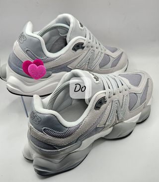 New Balance 9060 Gris/Blanco