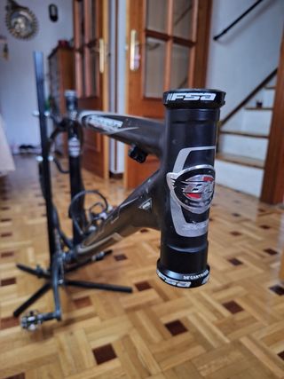 Cuadro Bicicleta BH  Expert 8.9  26 . Con bielas  