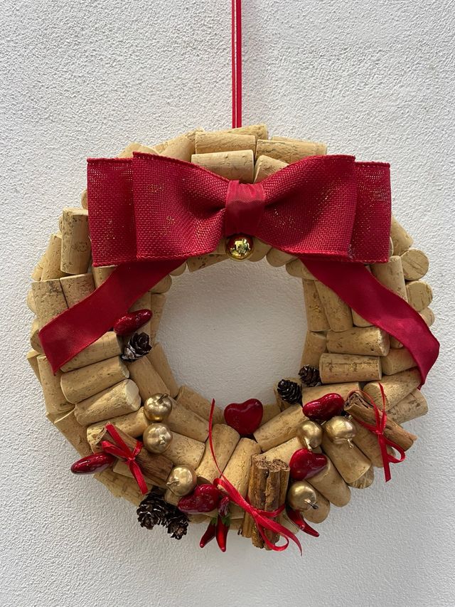 Ghirlanda Natalizia in Sughero Decorata