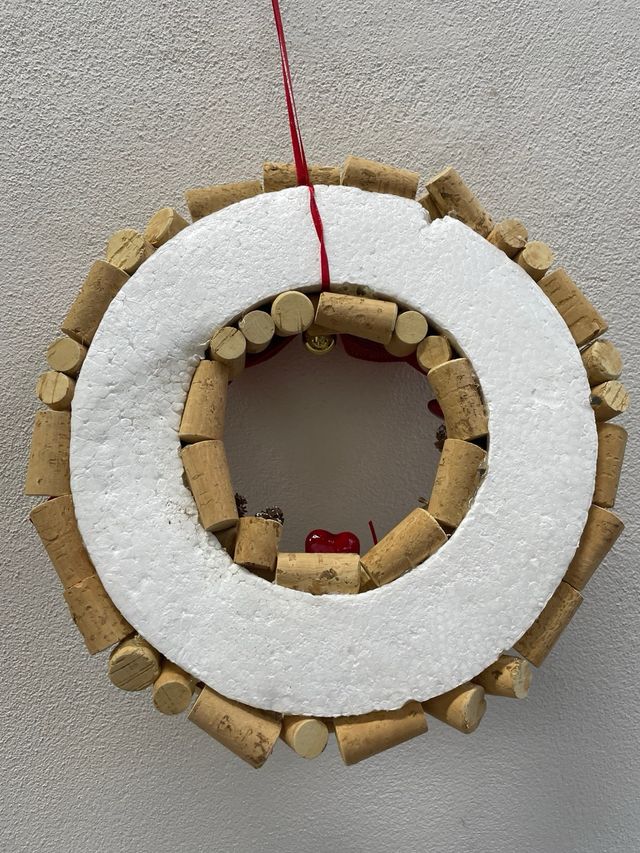 Ghirlanda Natalizia in Sughero Decorata