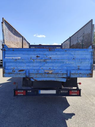 Camión IVECO C-3461