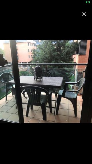 Mesa y 3 Sillas Terraza Plegables