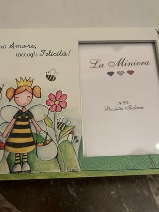 Portafoto bimba con api e fiori