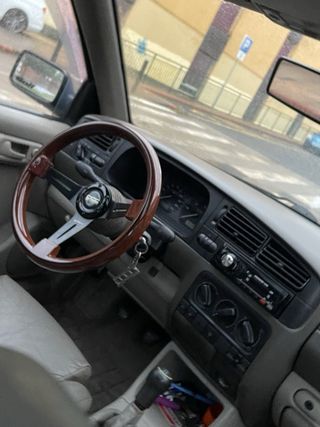 Volante desplazado madera 