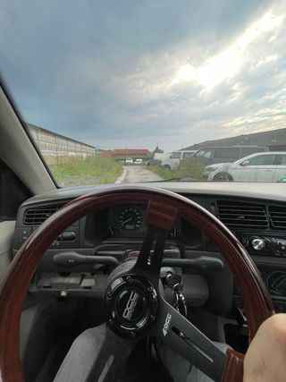 Volante desplazado madera 