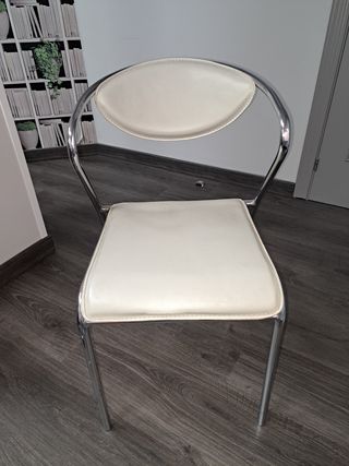 Silla moderna metal y piel sintética