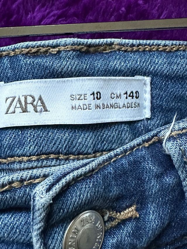 Pantalón vaquero cargo Zara