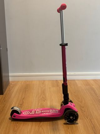 Patinete Maxi Micro LED Rosa 3 Ruedas