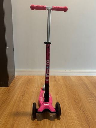 Patinete Maxi Micro LED Rosa 3 Ruedas