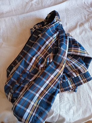 Cazadora Zara cuadros azul sin estrenar