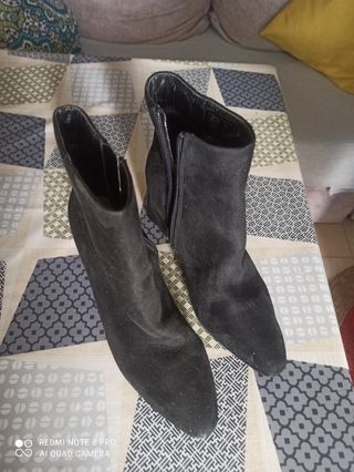 Botas de ante negras