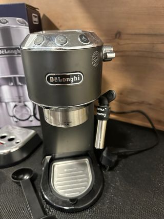 Cafetera Delonghi DEDICA Style