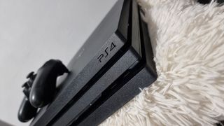 Play 4 PS4 PRO DE 1TB 