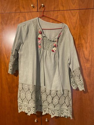 Camiseta verde bordada talla XL