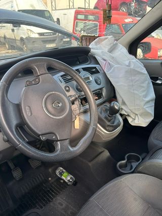 VOLANTE RENAULT GRAND SCENIC II 2008