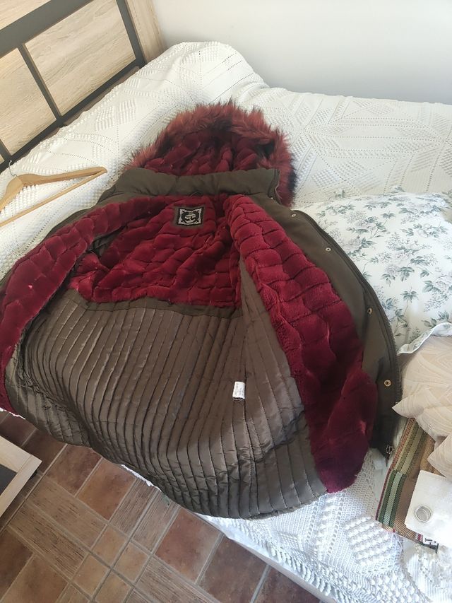 T-M Abrigo tres cuartos con capucha