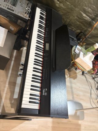 Piano de cola electrico