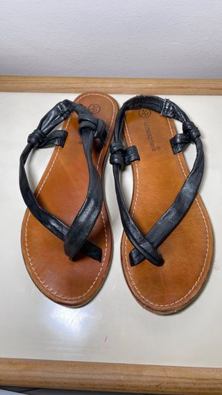 Sandalias planas de piel Atmosphere