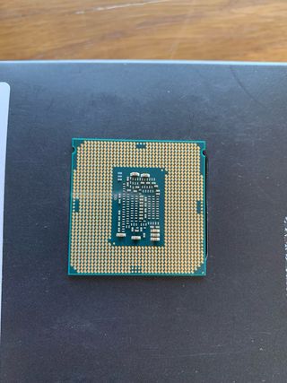 Intel i3-8100 CPU com Cooler