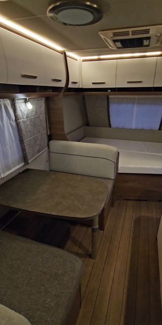 Caravana Knaus Sport 500 KD 10/2020