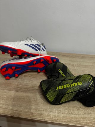 Zapatillas Adidas Fútbol Blancas y Azules