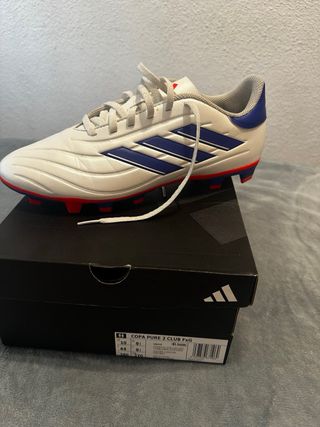 Zapatillas Adidas Fútbol Blancas y Azules