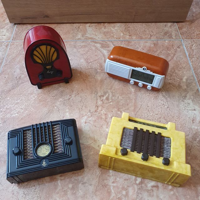 Mini radios decorativas estilo vintage