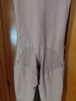 Faja postoperatoria mujer beige/rosa