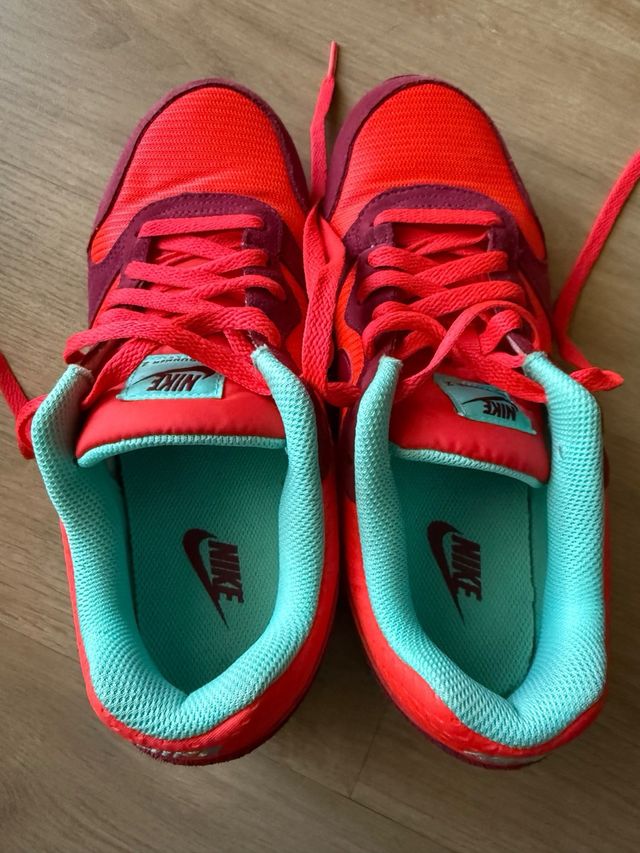 Zapatillas Nike MD Runner 2 Mujer Rojo Púrpura