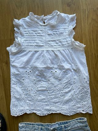 Camisa bordados volantes calados cuello alto T.S