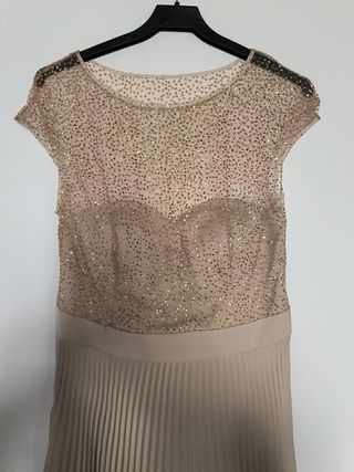 Vestido de fiesta beige y dorado