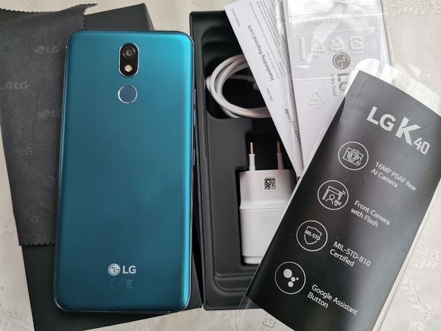 LG K40 