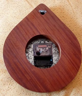 Orologio da parete in legno a goccia