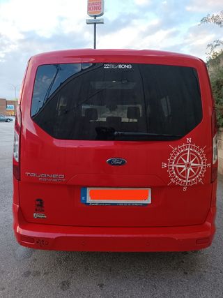 Ford Grand Tourneo Connec 2017