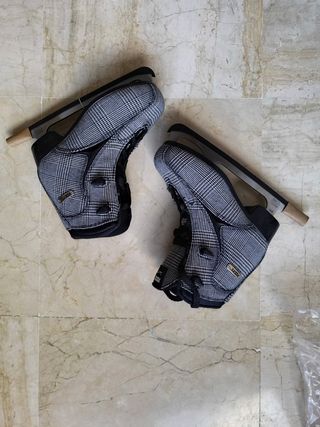 Patines de Hielo Nuevos