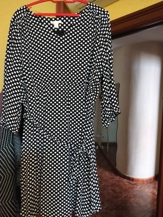 Vestido H&M lunares negro y blanco