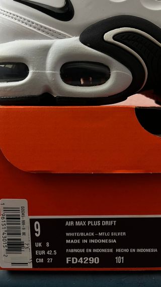Nike Air Max Plus TN Drift Black and White