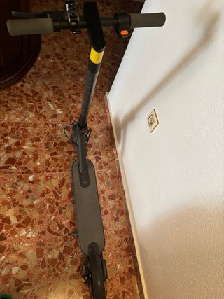 Patinete Xiaomi Mi Electric Scooter Essential