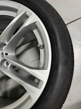 Llantas con neumáticos BMW M Serie 5 F10 275/40R18