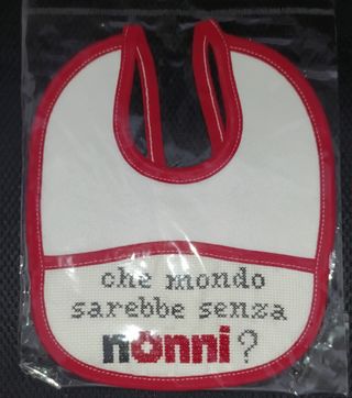 Bavaglino Che mondo sarebbe senza nonni?