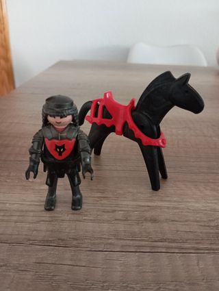  Oferta ! Playmobil Caballero y Caballo Negro