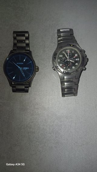 Relojes Nixon y Lotus