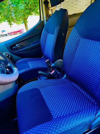 Nissan NV200 evalia 