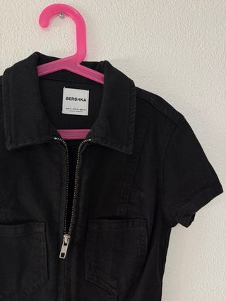 Mono vaquero Bershka negro