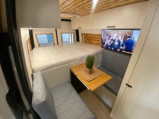Mercedes-Benz Sprinter camper 