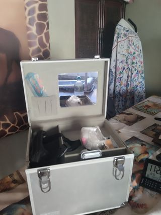 Maletín EURO plateado