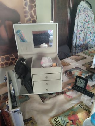 Maletín EURO plateado