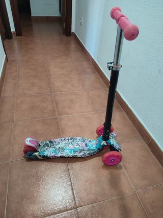 Monopatín 3 ruedas infantil