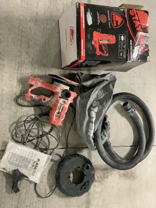 Lijadora de mano STAYER HP 750 BE
