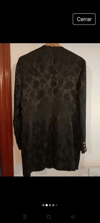 Americana brocado negro botones dorados